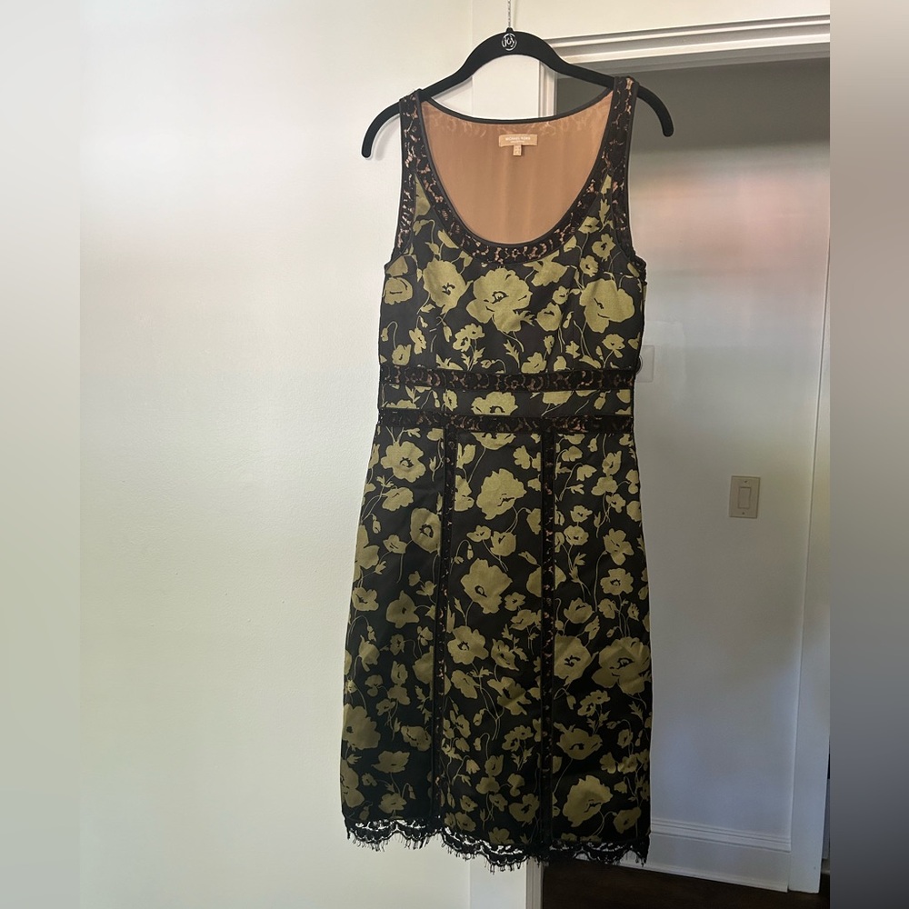 Michael Kors Lace Pencil Dress, Green.& Black- Size 6
